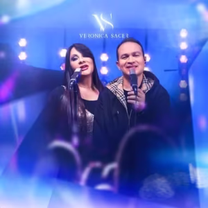 Foto de Davi Sacer e Veronica Sacer